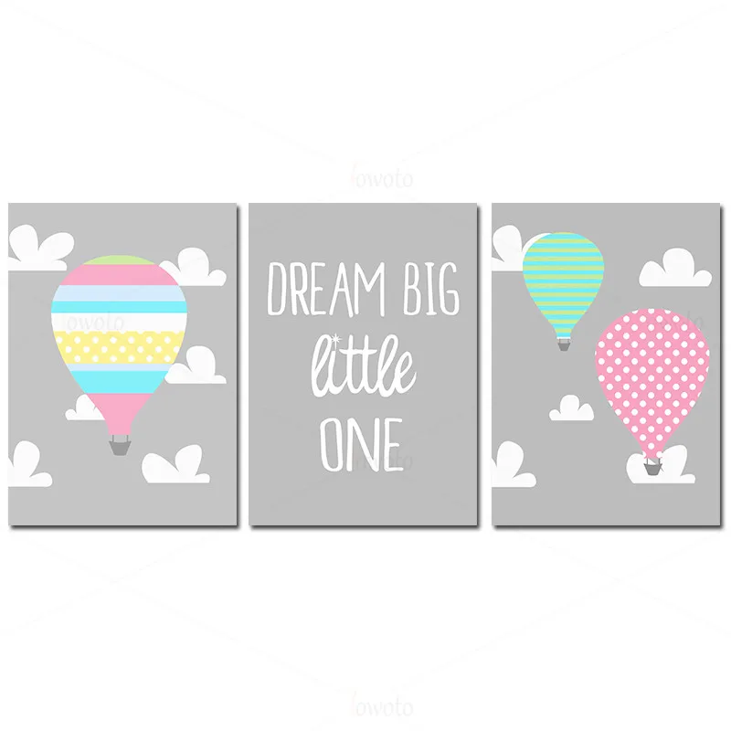 Футболка с длинным рукавом и мультяшными изображениями на открытом воздухе