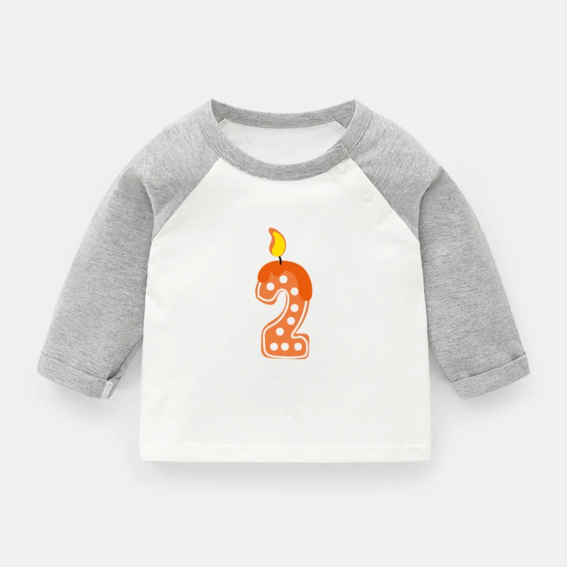 Футболка детская с длинным рукавом и принтом свечи |