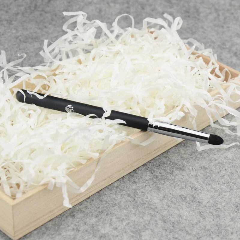 Профессиональная Кисть для макияжа R106 ручной работы кисть растушевки теней век