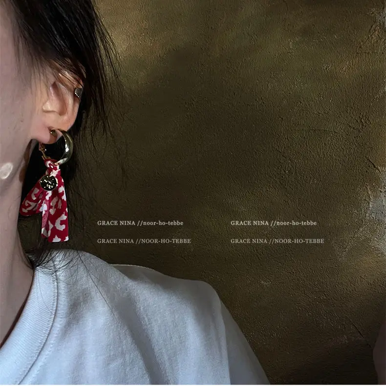 

2021 New Korea Fashion Black Red Printing Cloth Tassel Earring Earrings for Woman Golden Speckle Earrings Gift Jewelry Wholesale