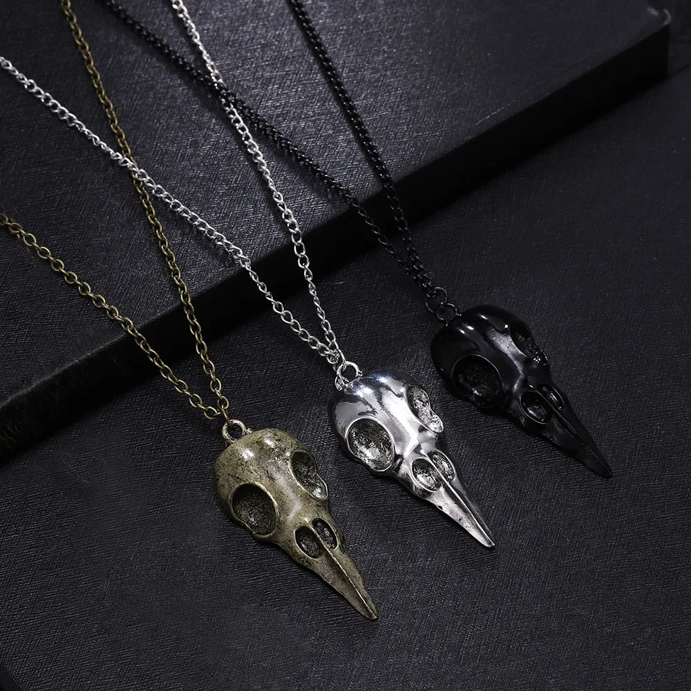 

Hot Selling Fashion Novelty Stereo Crow Head Skull Pendant Necklace Chains Christmas Present
