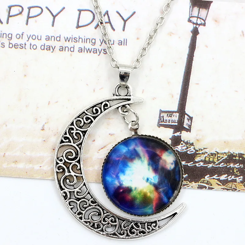 

2020Starry Sky Moon Necklace Gem Charm Jewelry Silver Plated Women/Man Halloween Pendant Hollow Pendant Necklace Gifts