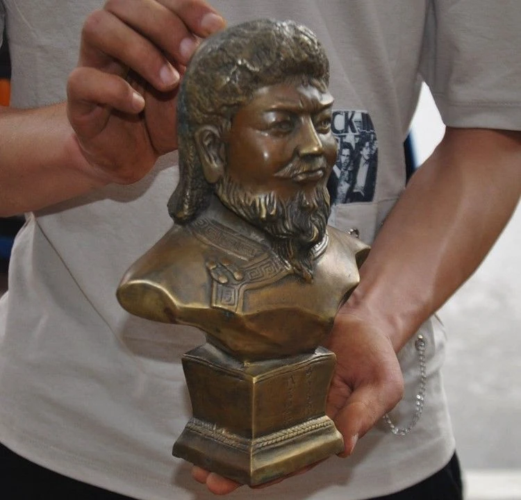 8 &quotстаринная китайская бронза юаней дороже Императора династии неба Чингисхан