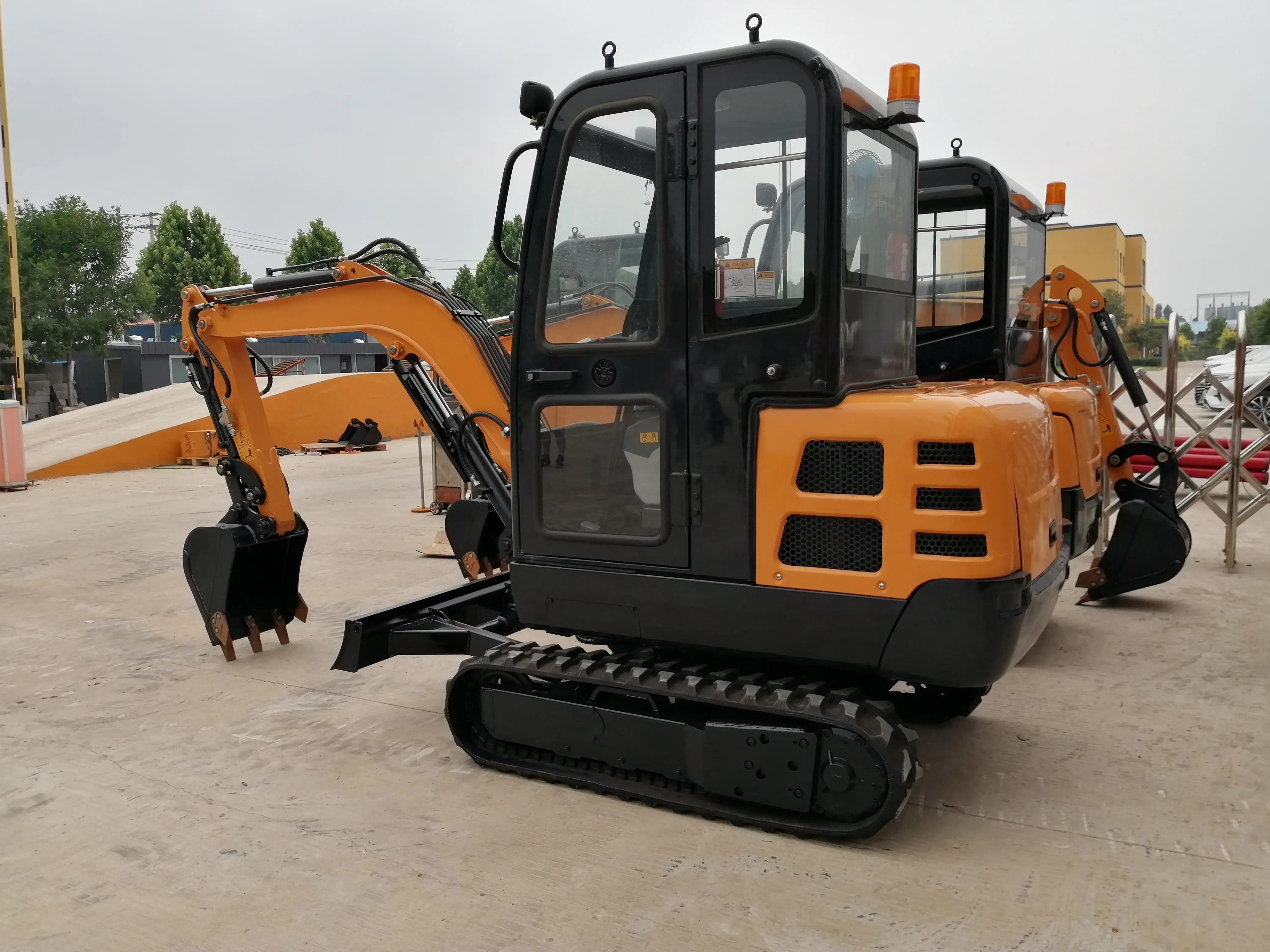 

Excavadora de pista con cubo de 0.1CBM, Micro excavadora de 2200KG, entrega rpida, en venta