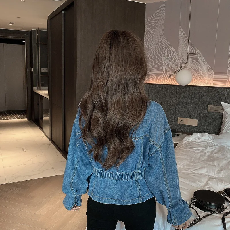 

2021 Spring Autumn Women Slim Waist V-neck Beaded Short Denim Jackets New Fashion Korean Style Ladies Sexy Blue Jeans Coats