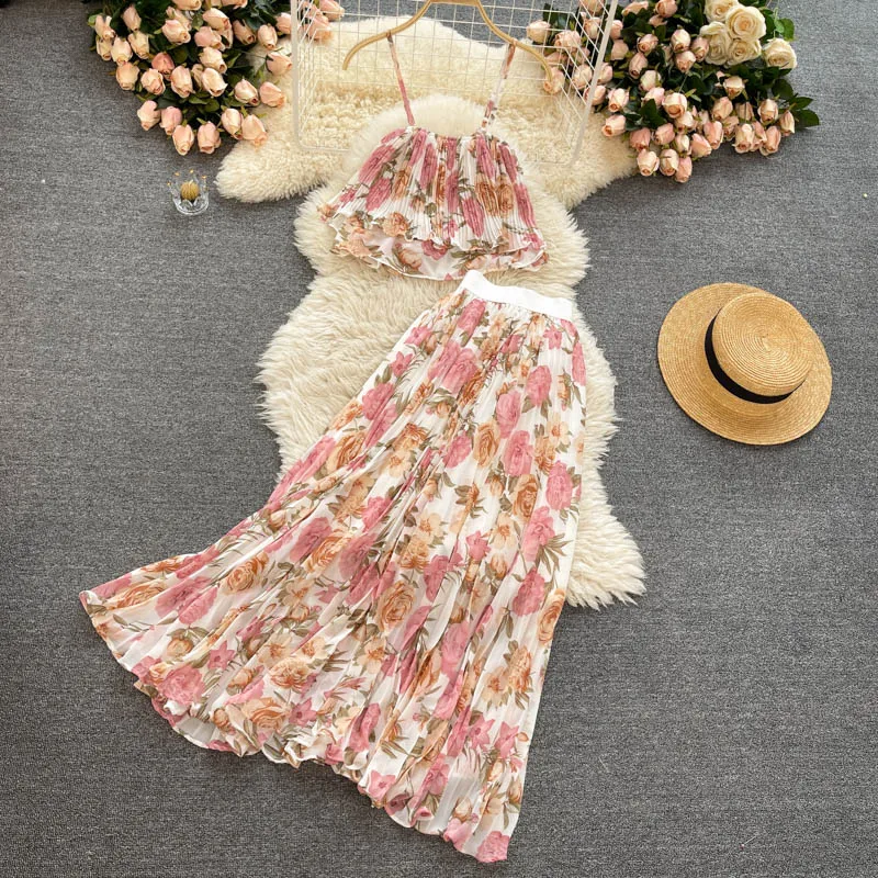 

Women Bohemian Two Piece Sets Summer Chiffon Pleated Outfits Woman Sweet Floral Printed Crop Top and Skirts Ruffles Beach Suits