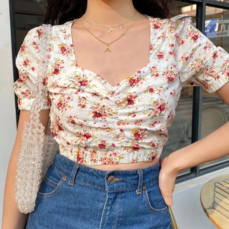 

Girl's Pastoral Style Pleated Short Bubble Sleeve Shirt