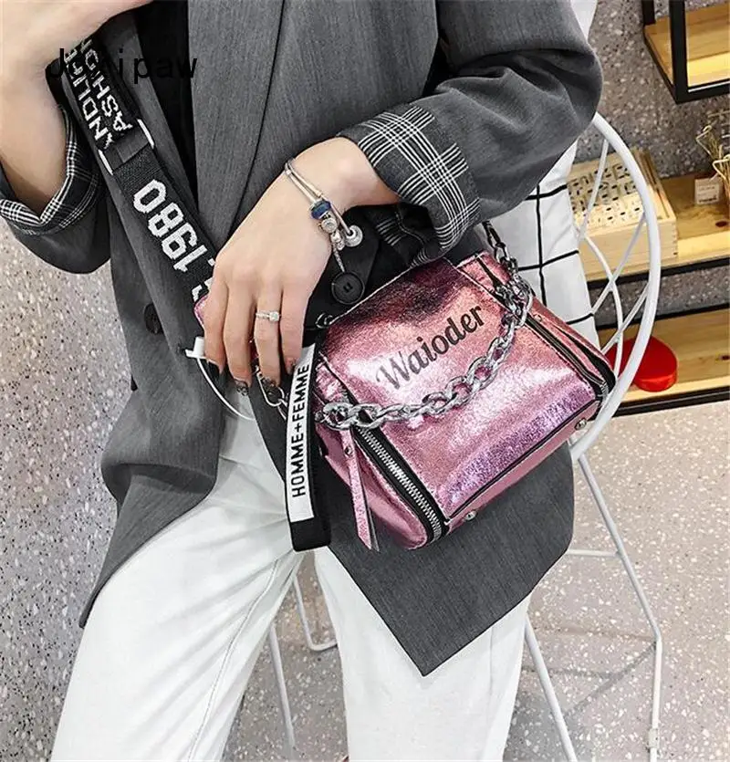 

Fashion Tide Ladies Letter Handbags Wide Strap Chains Shoulder Bag Women Crossbody Bags 2021 Girls Small Purse