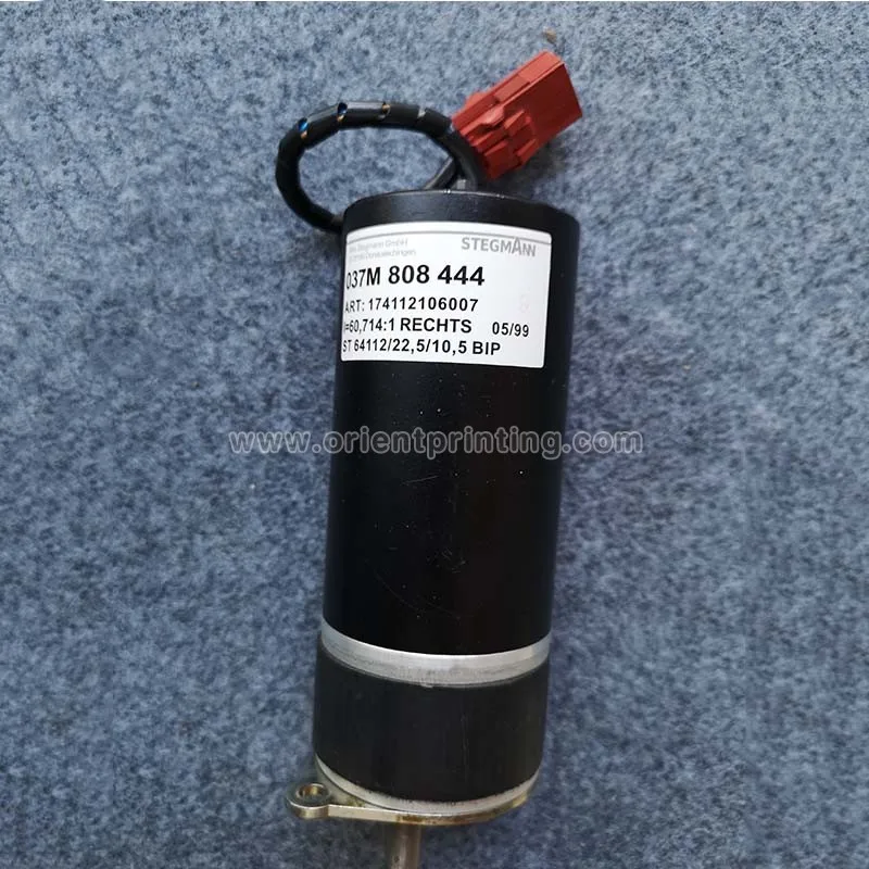 

037M 808 444 STEGMANN Motor For Roland 700 Machine