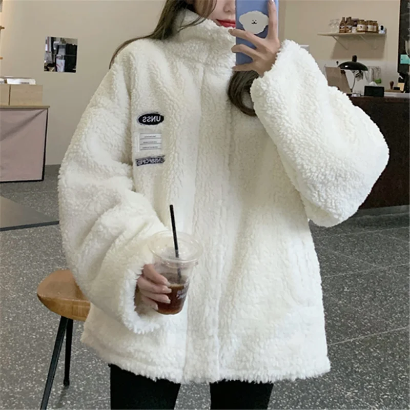 

Корейское Свободное пальто из овечьей шерсти, Женское зимнее пальто, новинка 2021, плюшевое утепленное хлопковое пальто с обеих сторон