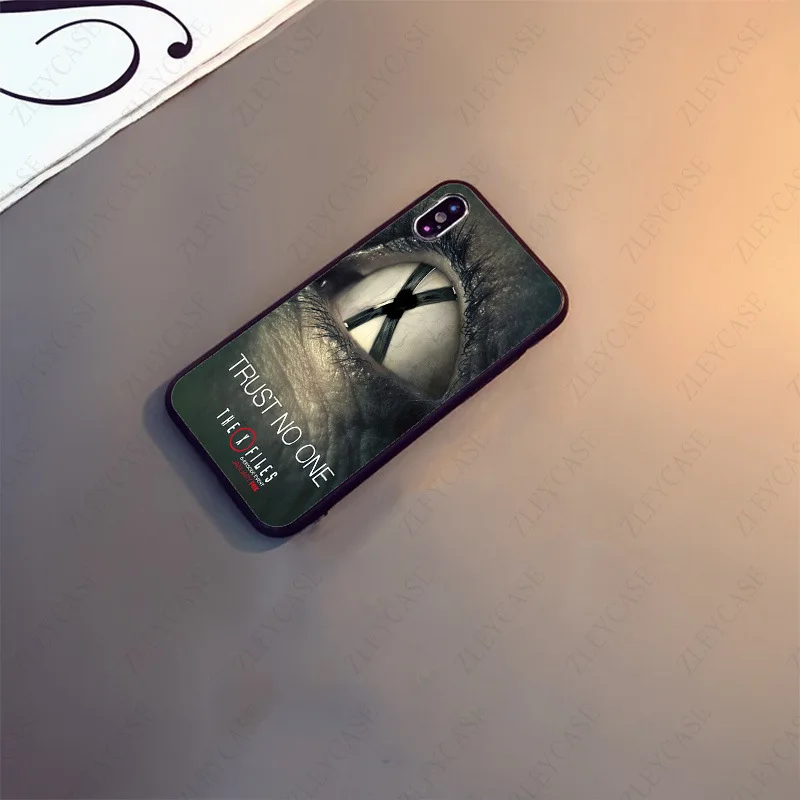 Секретные материалы НЛО Ретро плакат ретро крафт-чехол для мобильного телефона