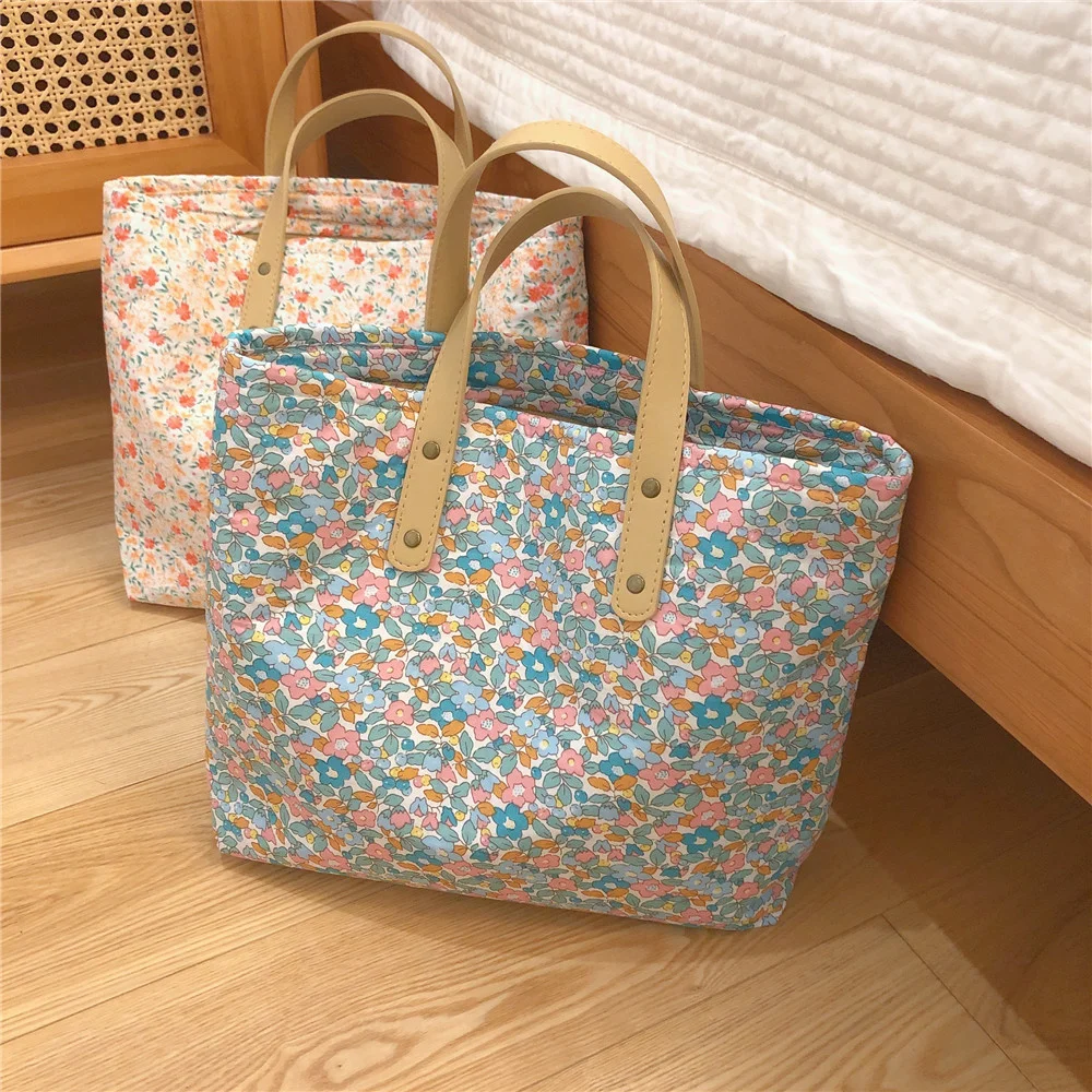 

Lovely Flower Canvas Hand Bag Sail Cloth Bag Lunch Box Bag Bento Bag Three Dimensional Large Capacity Handbag With Tote Bag