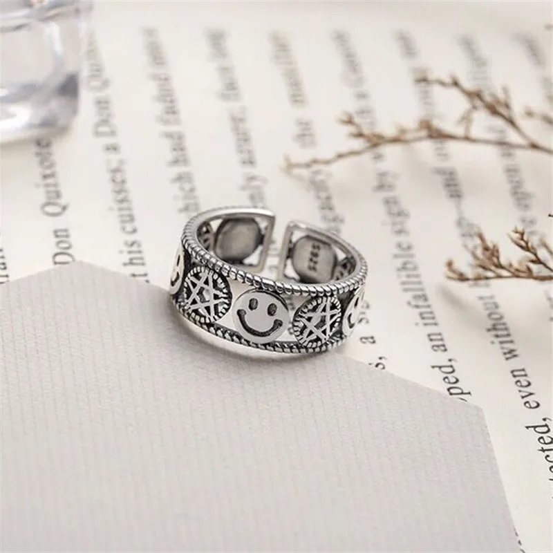 

Girls Vintage Style Simplicity Five-Pointed Star Smile Face Niche Punk Rings Women Fashion Hiphop Resizable 925 Silver Open Ring