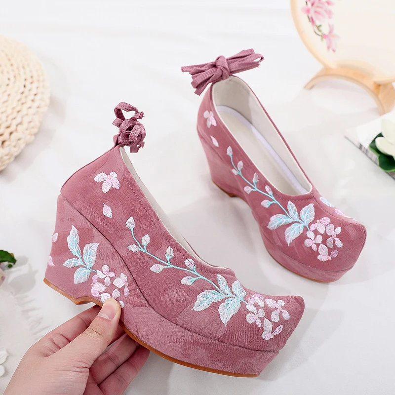 Новинка 2020 года Обувь ханбок с вышивкой в Корейском стиле Hanfu на высоком каблуке