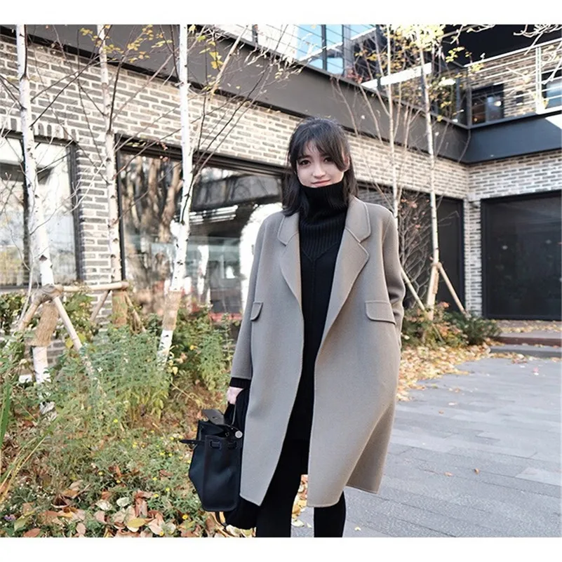 

Cashmere overcoat for women in autumn and winter 2019