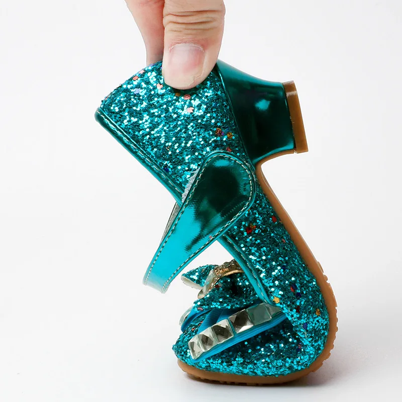 Кожаные сандалии принцессы для девочек Новинка модная обувь с бантом-бабочкой