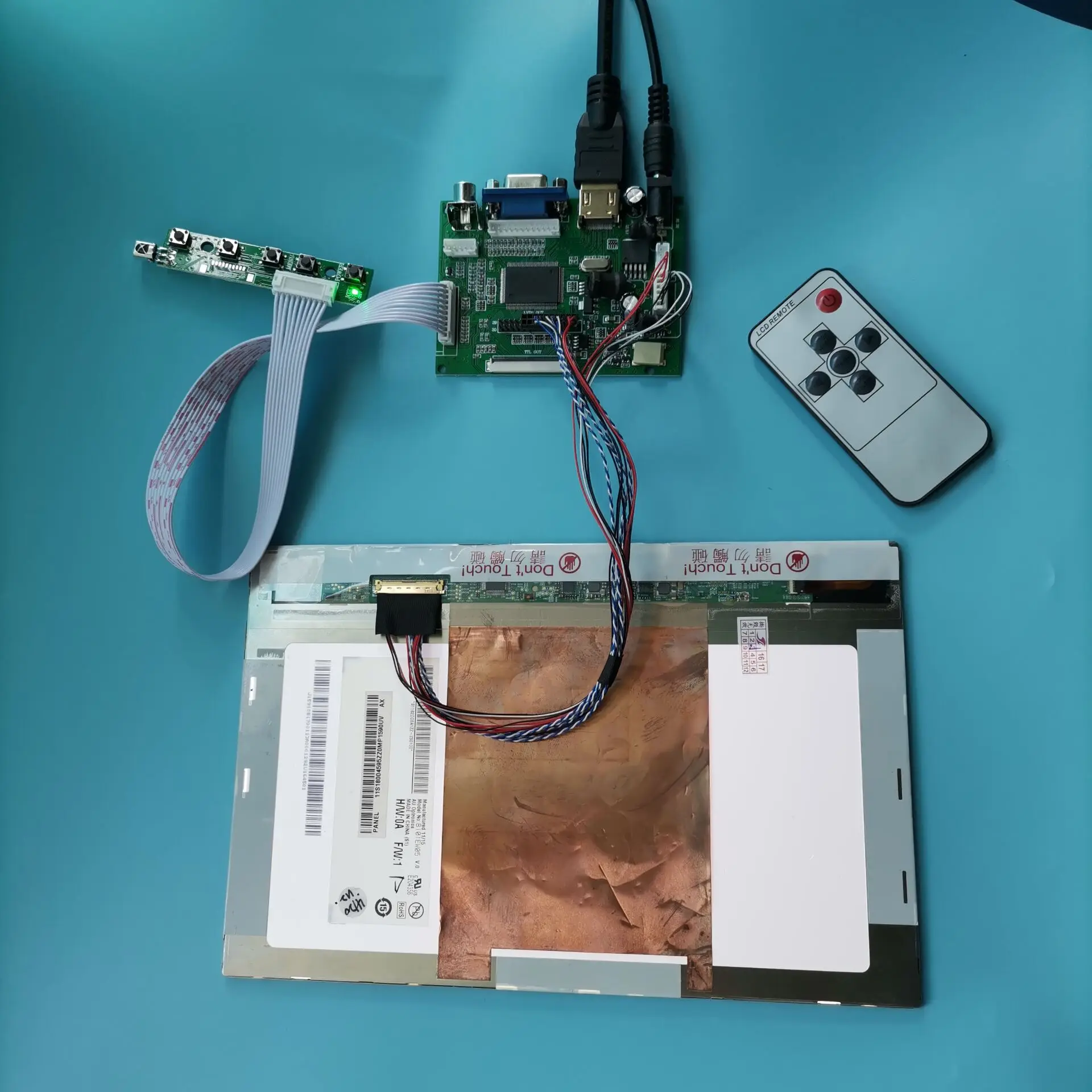 Для B156XTN02.4 B156XTN02.0 B156XTN02.1 B156XTN02.2 B156XTN02.3 LVDS WLED 1366*768 VGA + 2AV плата контроллера ЖК-экрана |