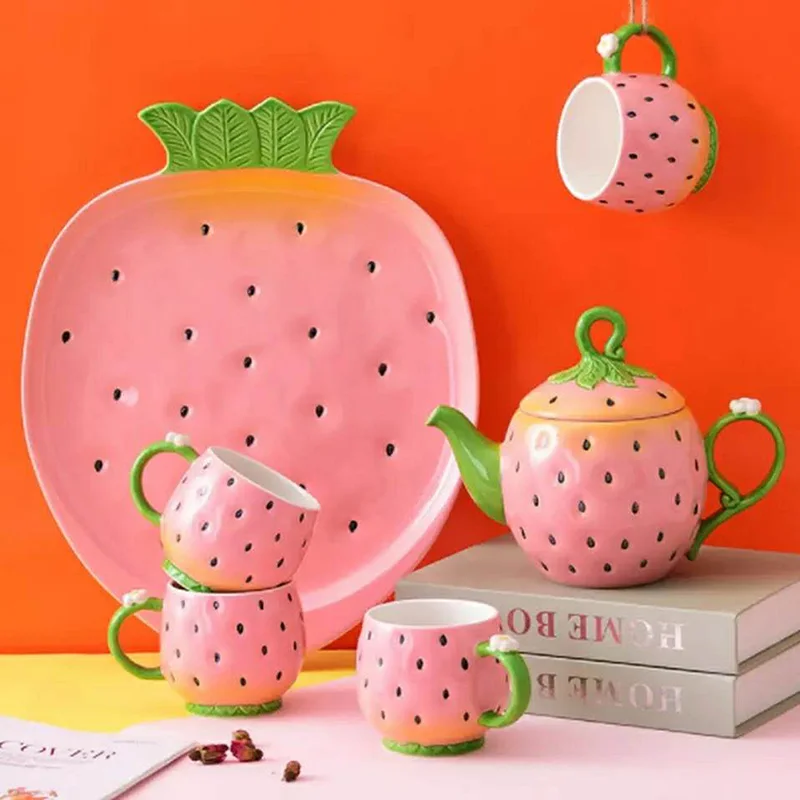 

Coffee Set Ceramic Tea Pot Fruit Design Dinkware Water Jug Strawberry shaped Cold Kettle Kitchen Tool Party Supplies Cartoon Set