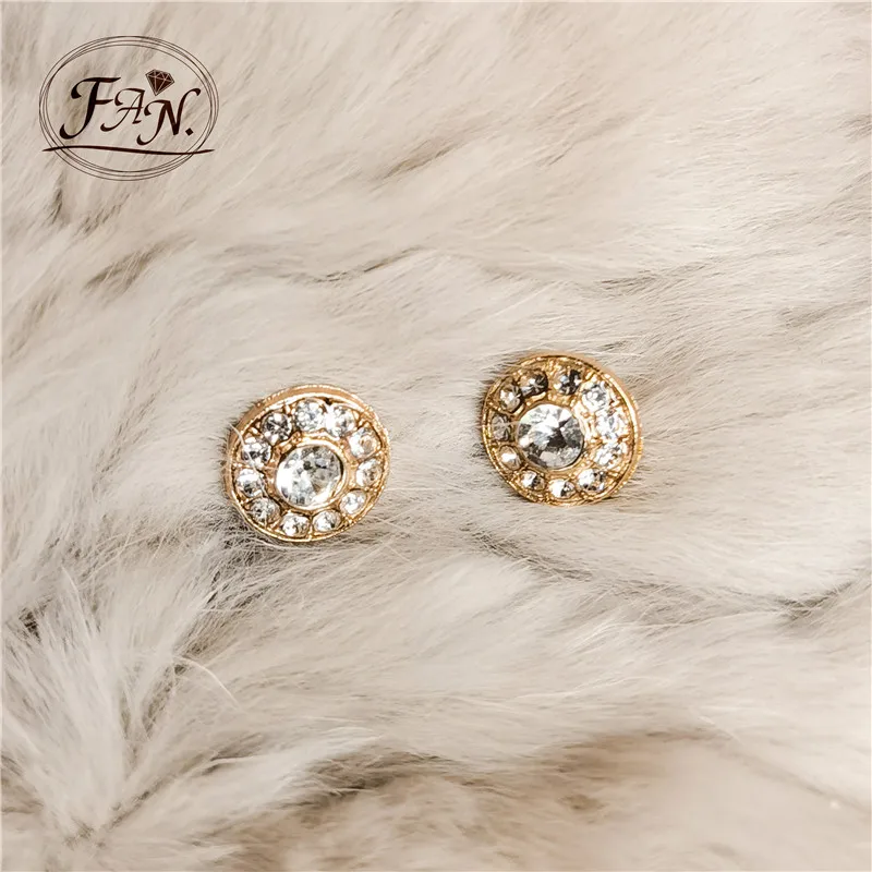 Новые классические маленькие модные серьги-гвоздики для девушек и женщин в