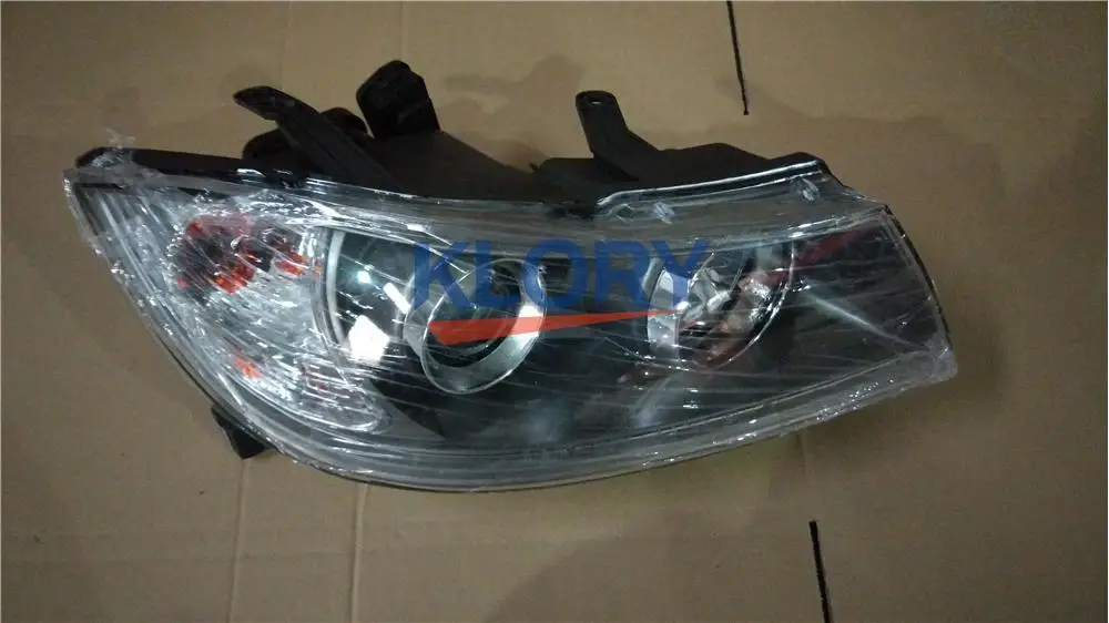 Передний комбинированный светильник в сборе для моделей livan 620 OEM:B4121100 B4121200 |