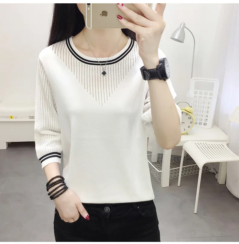 

New women's thickening plus velvet hooded cartoon printing sweater loose large size women's white