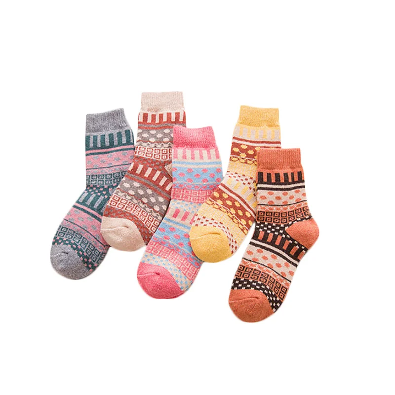 Thick Warm Ladies Rabbit Hair Cotton Blended Socks with Polka Dot Ethnic Style Knitted Women Socks Autumn Winter Models