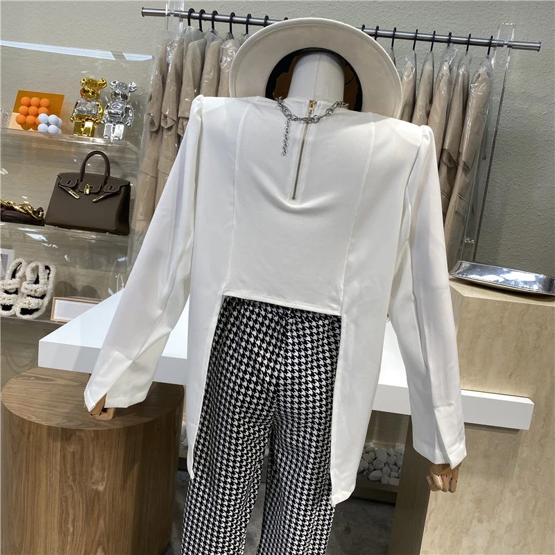 

Brand Original Design 2021 Temperament Irregular Splicing Coat Senior Sense Of Bubble Sleeve Crop Foreign Coat