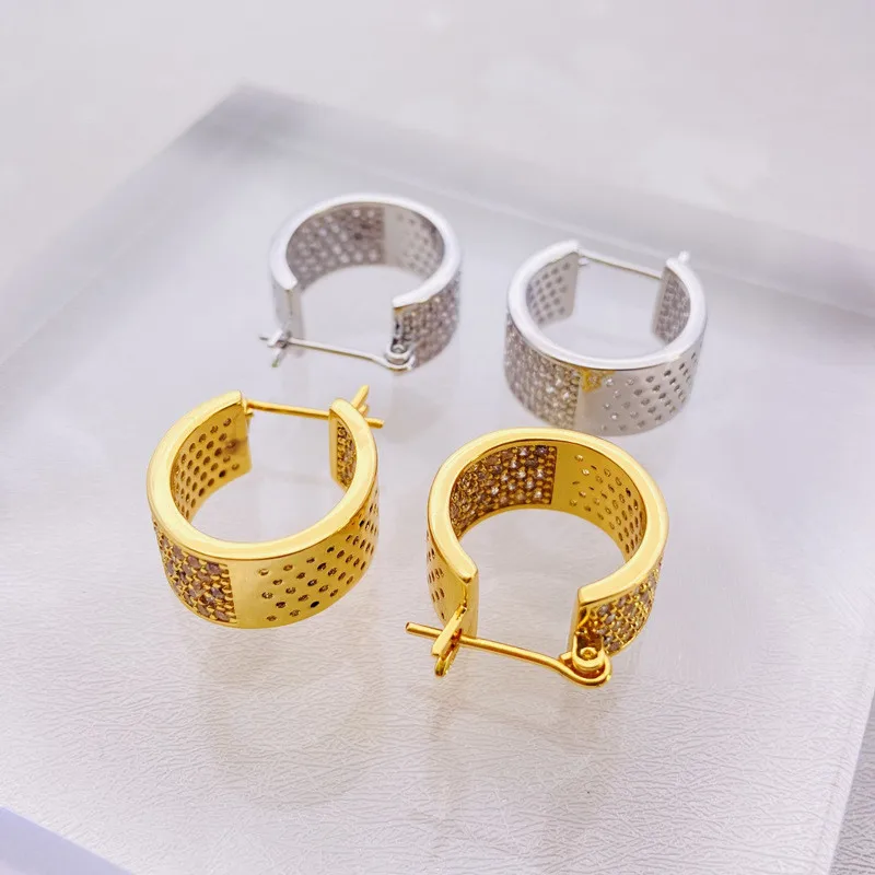 

French Style Tiny Crystal Wide Round Stud Earring for Women Girl Copper Gold Silver Color Small Circle Piercing Earrings