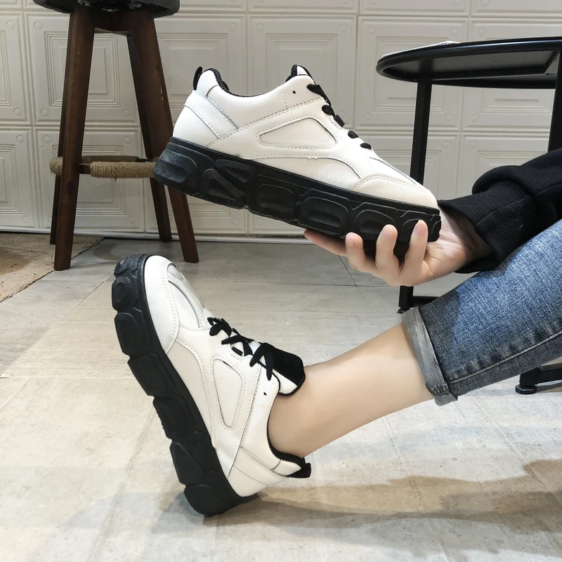 Женские кроссовки на плоской подошве из ПУ кожи шнуровке | Обувь