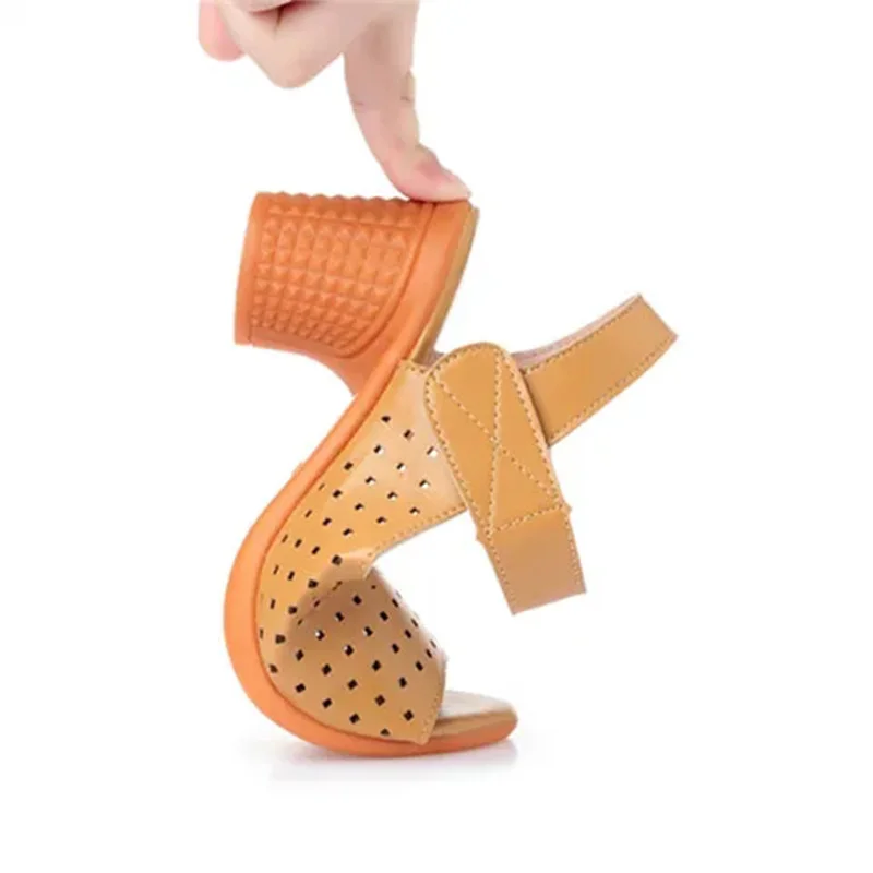 

2021 New Rome Femme Black Slides Med Peep Toe Hollow Woman Sandal Breathable Women Summer Shoes