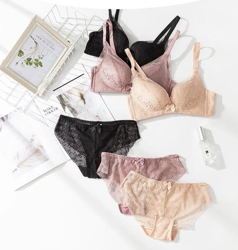Бюстгальтер пуш ап + трусы женские кружевные тонкий без косточек 100% бюстгальтер