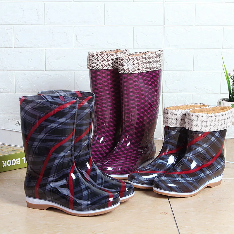 Высокие резиновые сапоги женская модная обувь в клетку до середины икры женские