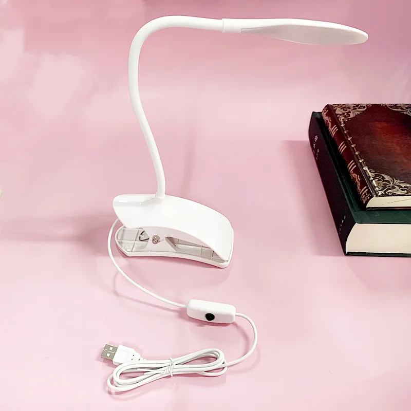 Настольная лампа с USB-интерфейсом для чтения