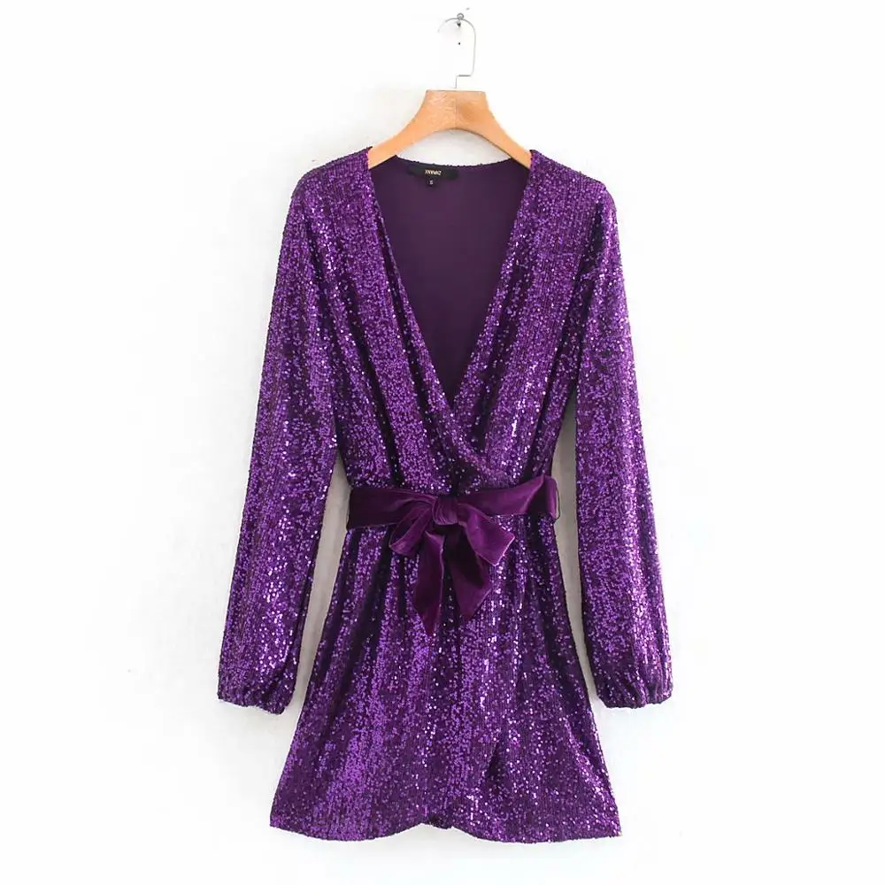 Женское мини-платье-кимоно с v-образным вырезом и бантиком на завязках поясом