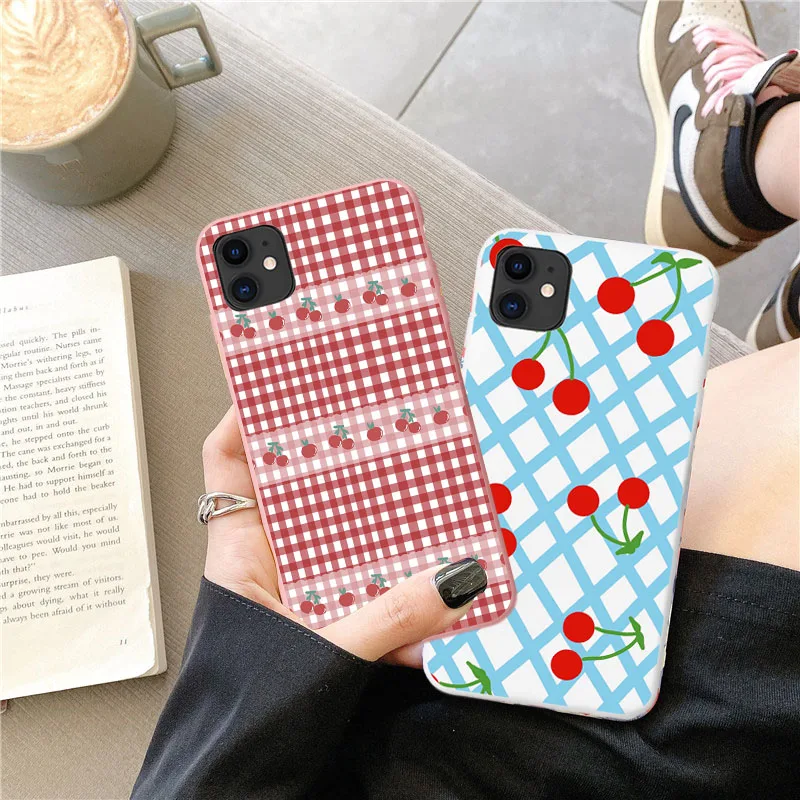 

SE 2020 6S plus Soft TPU Silicone Rubber phone case cover for iPhone 7 8 plus X Xs 11 Pro Max XR Pink Strawberry lattice Pattern