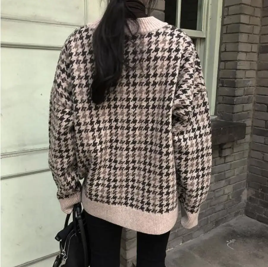 Женский трикотажный кардиган на пуговицах свитер большого размера d в клетку с V