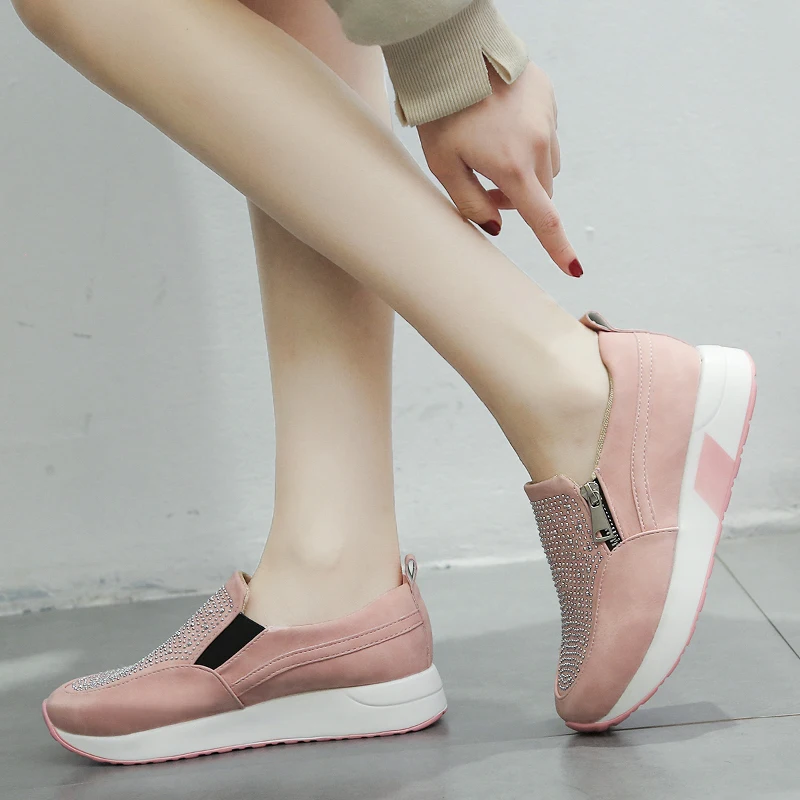 Женская обувь на плоской подошве с кристаллами Кожаные Замшевые Мокасины