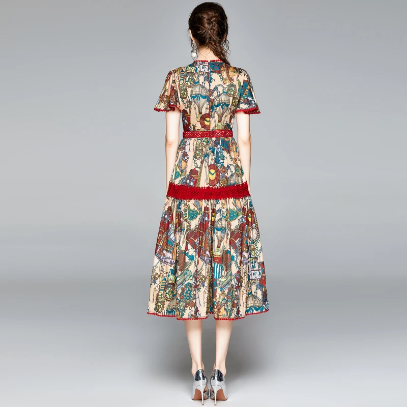 В винтажном стиле с цветочным принтом рисунком из кусков кружева выдалбливают