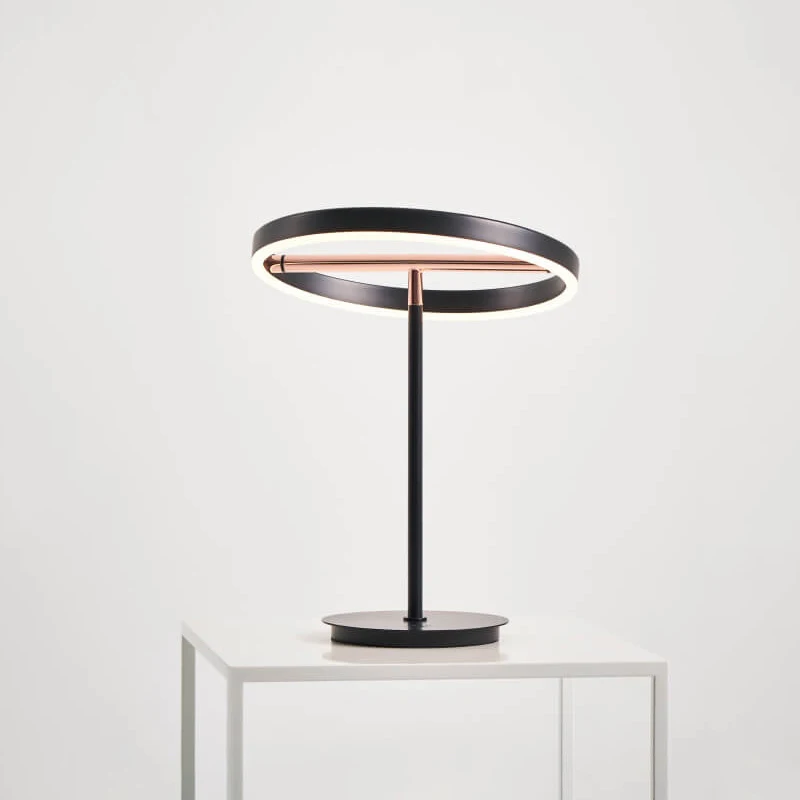 Креативная настольная лампа в скандинавском стиле для гостиной датская