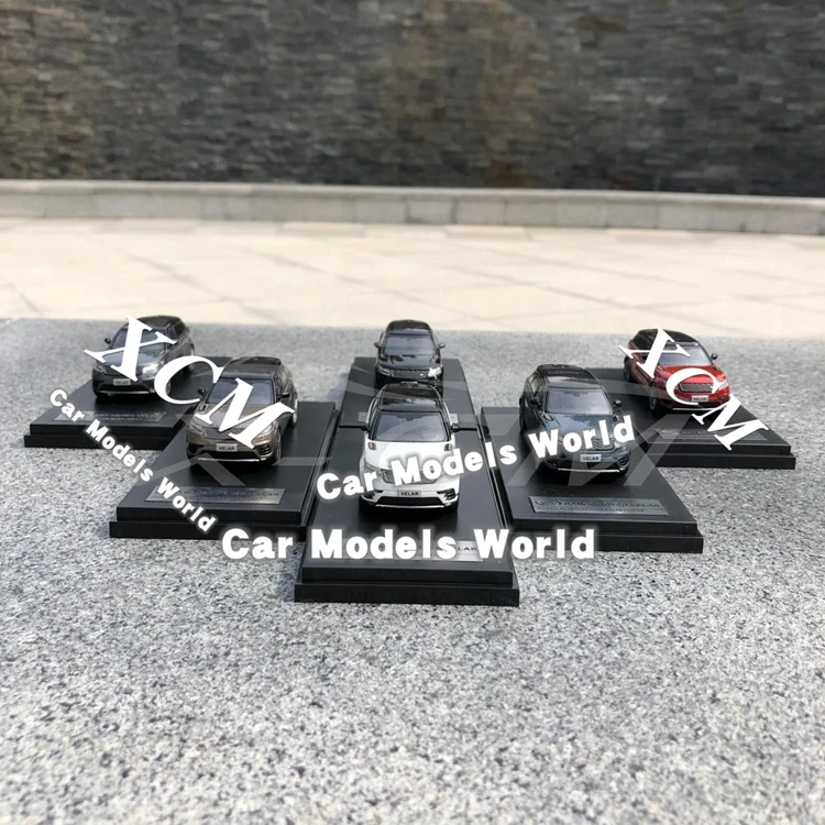 Литая под давлением модель автомобиля для ЖК-моделей Velar 1: 64 6 шт+ маленький подарок