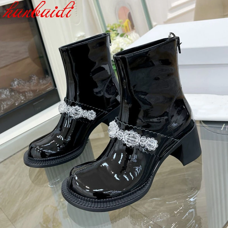 

Глянцевые маленькие кожаные туфли для женщин, осенняя Улучшенная обувь для увеличения роста, украшения Стразы, одна обувь