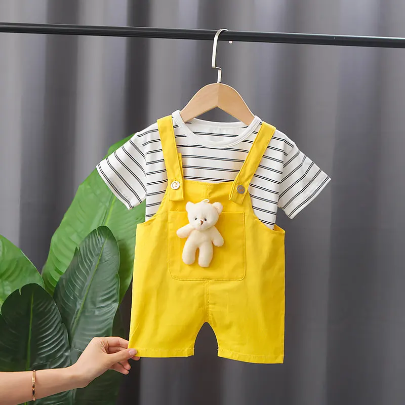 Милый комплект одежды для маленьких девочек и мальчиков комбинезон с мультяшным