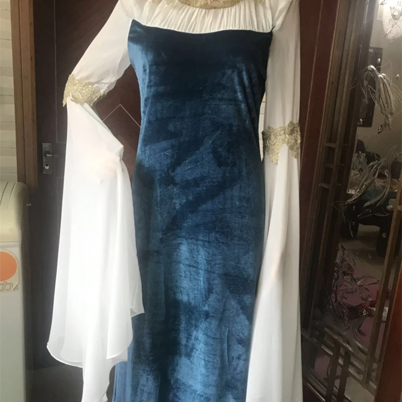 

2021 New Adult Women's Halloween Medieval Cosplay Costume Robe Dress Velvet Fancy Trumpet Sleeve Skirt Renaissance Gothic Dress