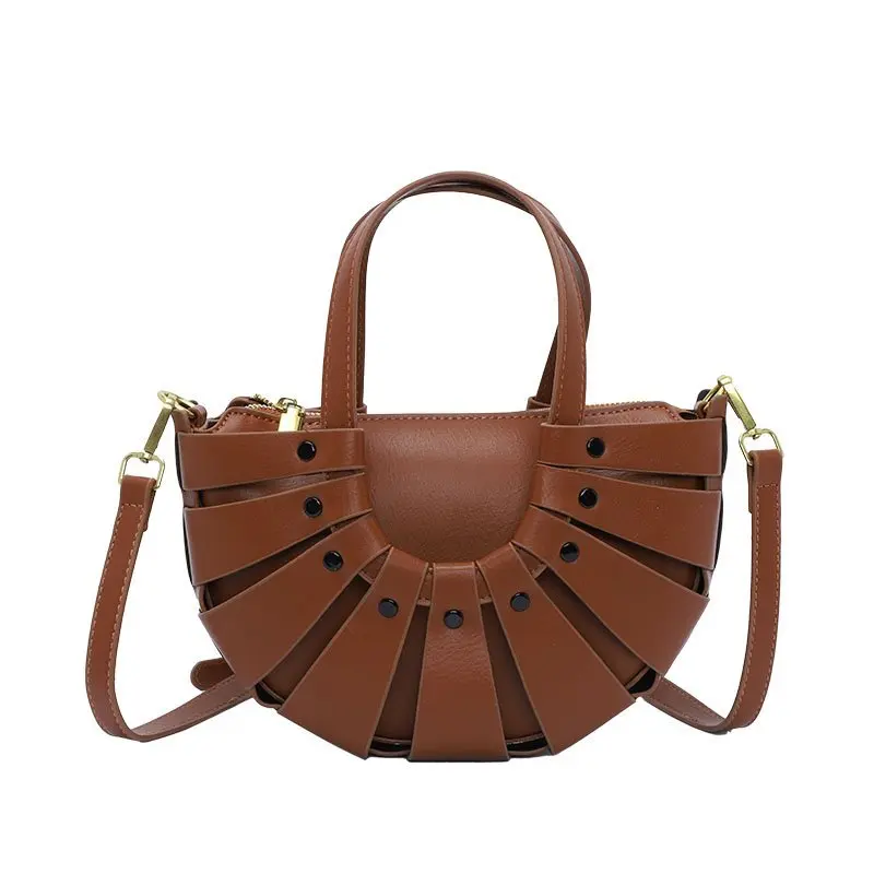 

2021 Fashion Circular Leather Hollow Weaving Purses and Handbags Luxury Designer Shoulder Crossbody Bags Women New
