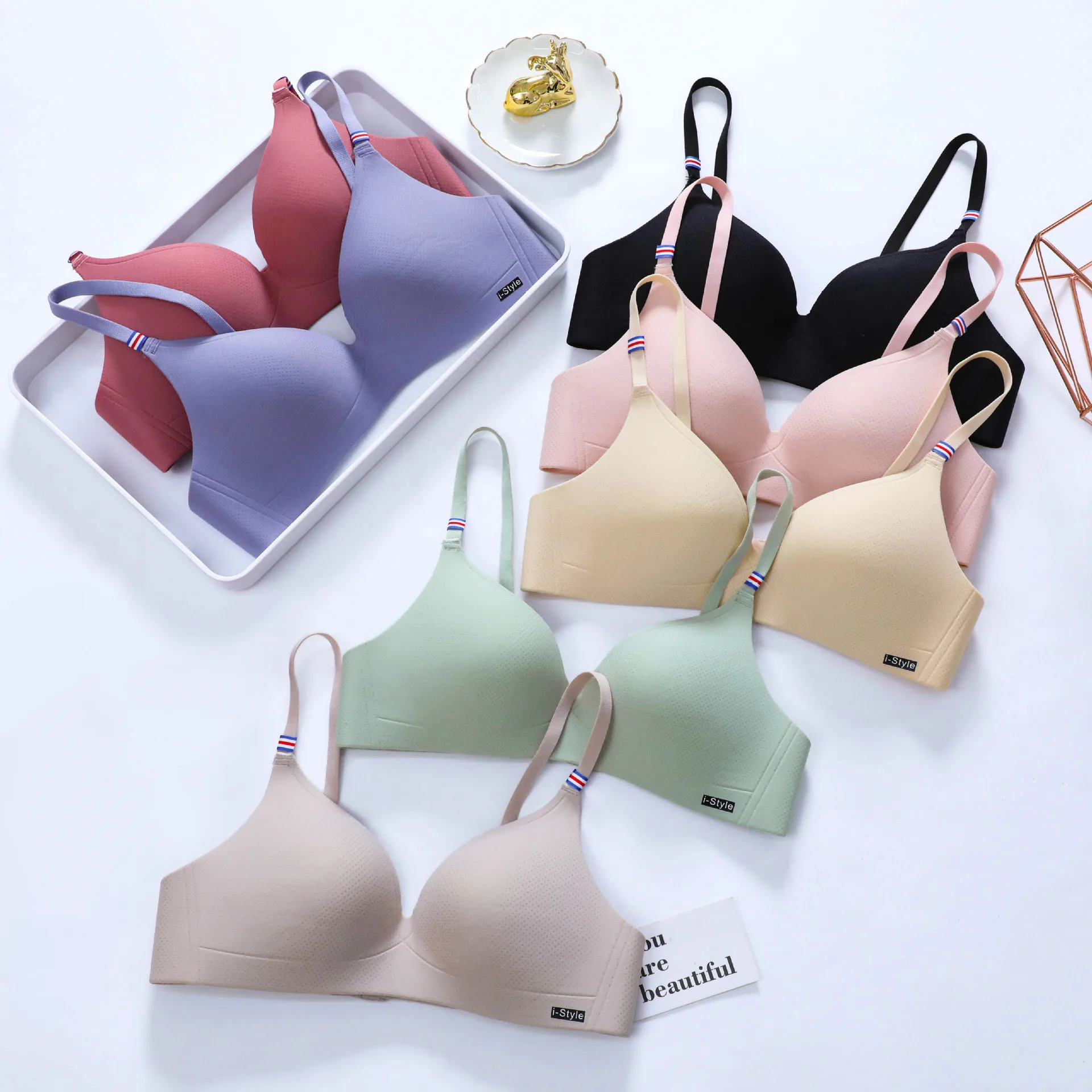 

Girls Seamless Women Bra New Sexy No Wire Breathable Push Up Underwear Students Thin Cup 7 Colors Soft Female Bras Plus Size