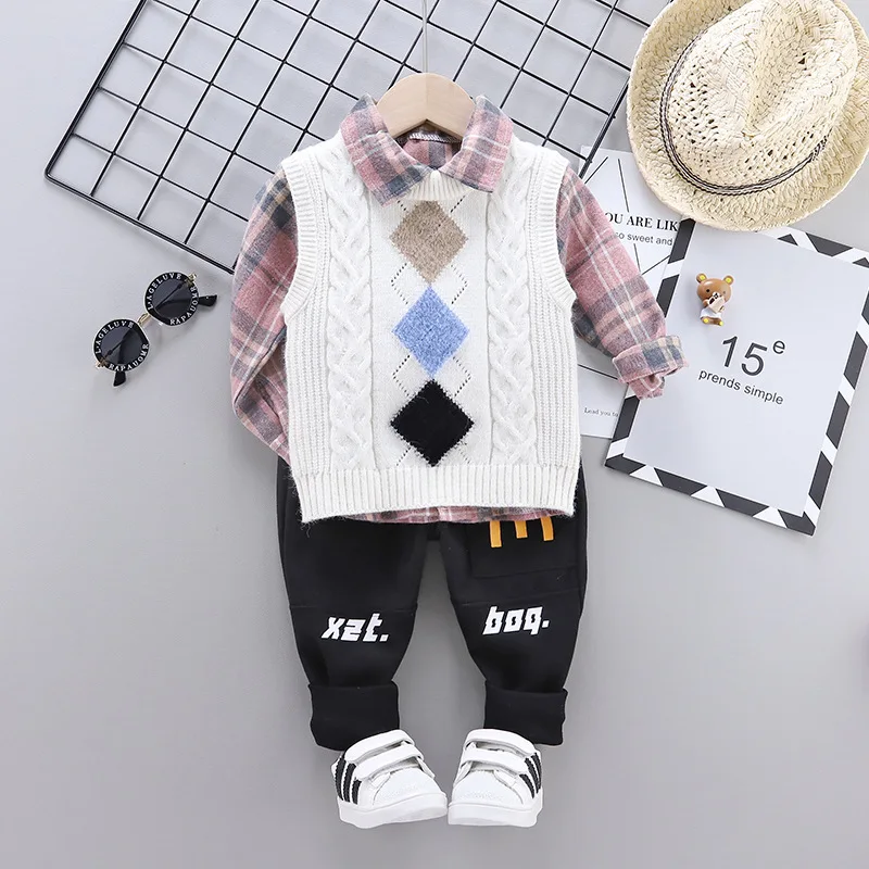 

Spring suit for male baby new 2020 baby suit handsome boy spring sweater vest set of three