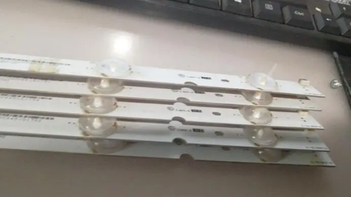 

1Set=5PCS LED Backlight Strip 8Lamps For CL-32-D508-V5 For BDM3200FC AOC 315LM00001 I3242VW T3242M TPT315B5-EUJFFA