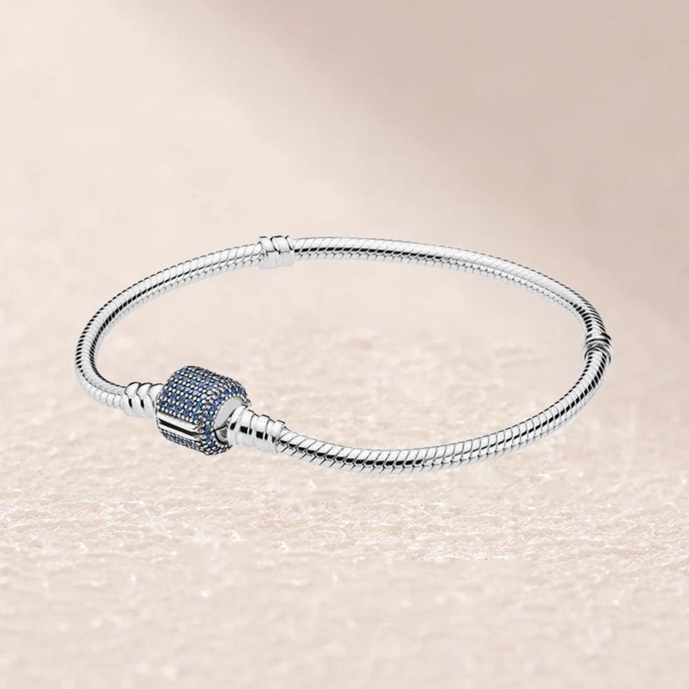 

Signature Clasp Bracelet, Royal-Blue Crystal 590723NCB Brand New