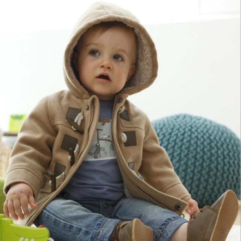 От 2 до 6 лет зимняя куртка для мальчиков с бархатными теплыми вставками капюшоном