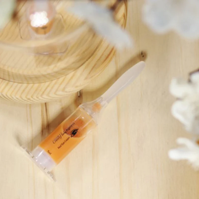 Крем для области вокруг глаз от морщин и тёмных кругов| |